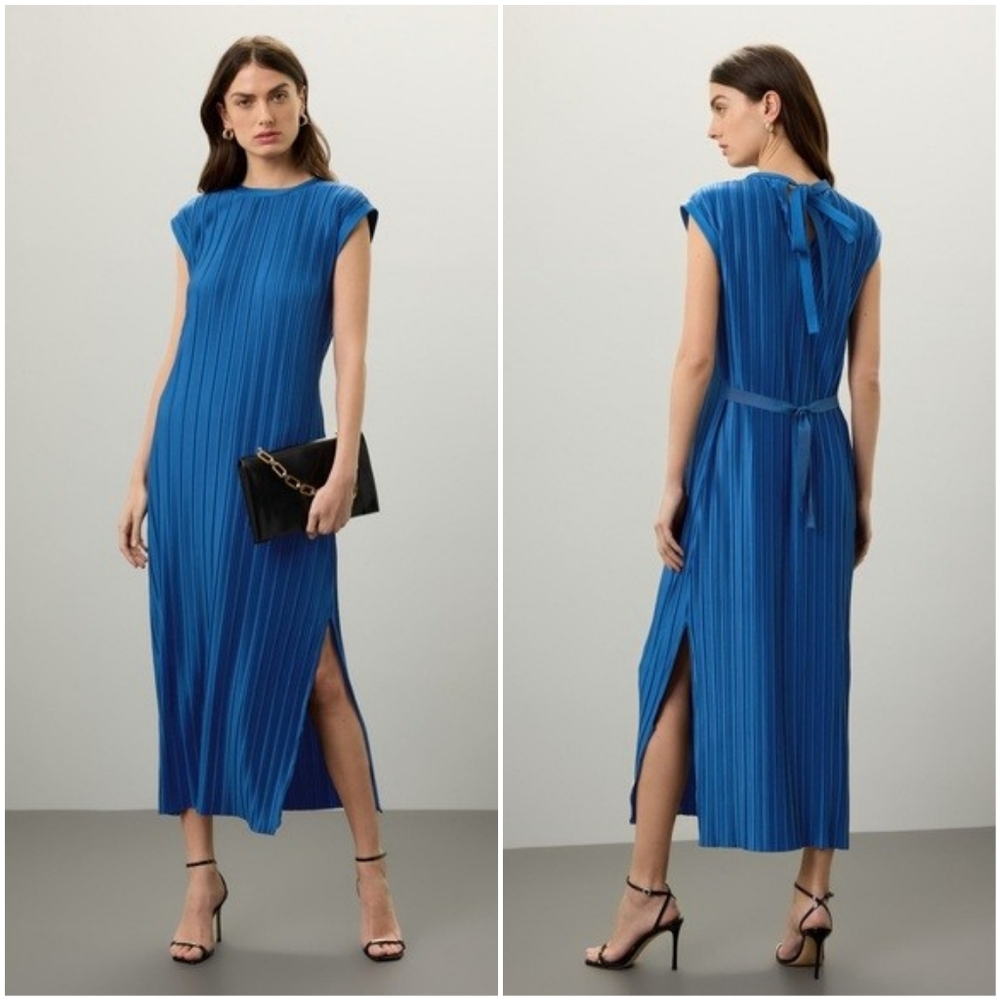 Elegant Blue Midi Dress